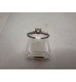 BAGUE OR 750/1000 DIAMANT 0.25CTS 1.71GRS TAILLE 58