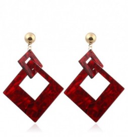 BOUCLE D OREILLE ACIER DORE  CARRE LEOPARD ROUGE
