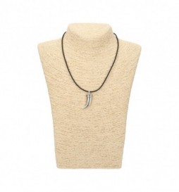 COLLIER  FAÇON  CUIR AVEC DENT 